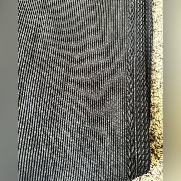 Three pairs of Aerie leggings size large - Picture 13 of 15